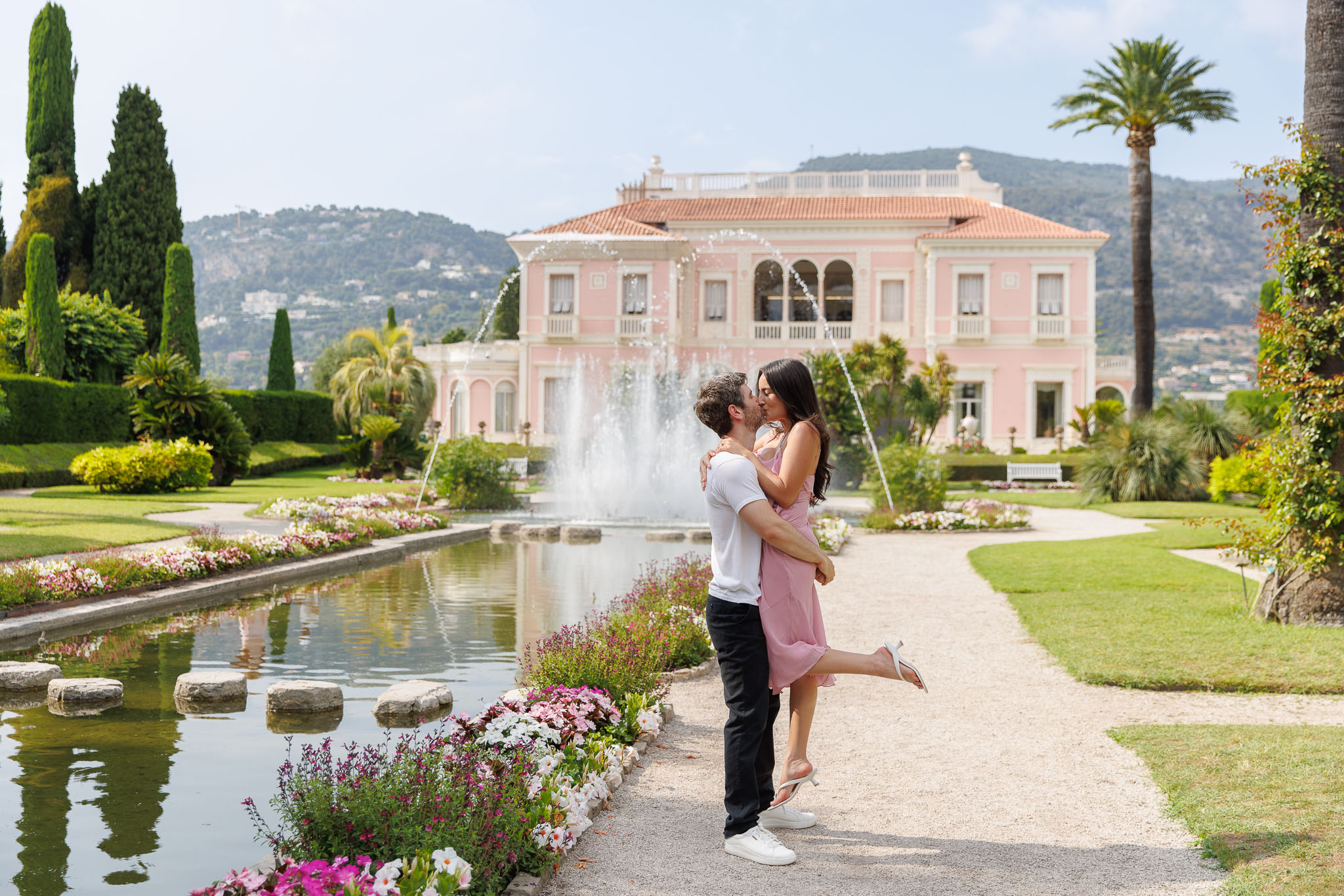 Anita Tissier Photography - romantic proposal in Villa Ephrussi de Rothschild in the South of France